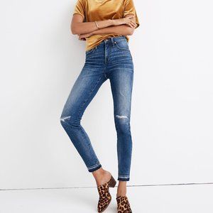 Madewell 9" Mid-Rise Skinny Jeans in York Wash: Rip and Repair Edition 25 Petite